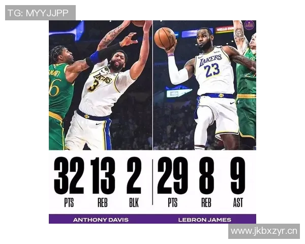 锡安上半场表现抢眼15分钟内贡献8分9板3助3断2帽展现实力