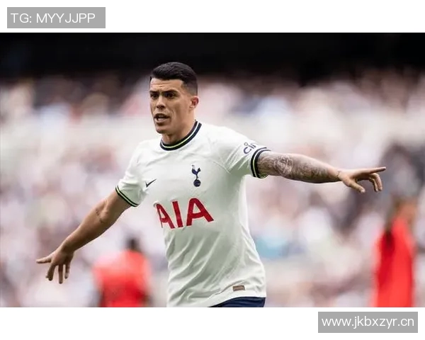 波罗在2324赛季助攻18次成英超后卫之最展现出色表现