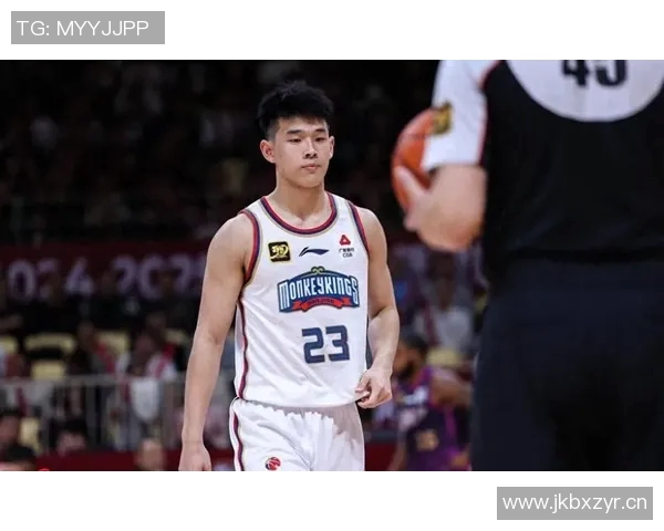 媒体人点评林葳首秀表现不佳或因紧张只需专注于正确的方向即可 媒体人点评林葳首秀表现不佳或因紧张只需专注于正确的方向即可