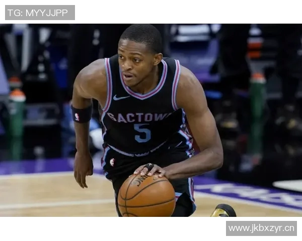 福克斯表现出色20投10中砍下全场最高26分助球队赢得胜利 福克斯表现出色20投10中砍下全场最高26分助球队赢得胜利