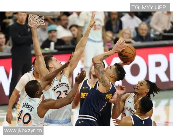 小卡复出后快船表现极端对比：在场时赢21分缺席时输56分