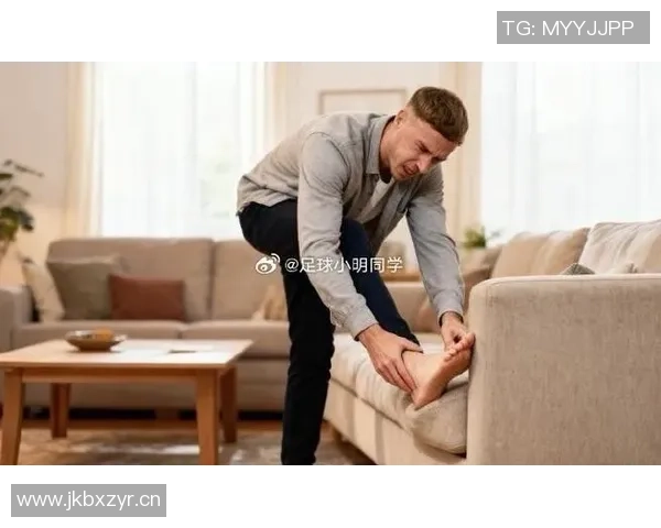 帕尔默家中意外受伤左脚小脚趾撞门引发关注