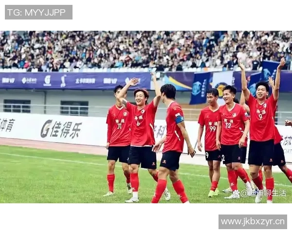 泰州足球辟谣雇佣军传闻与亚泰合作召集本地及输送球员